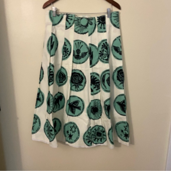 NWT Zara Green and Off White Pleated Skirt Large - Picture 4 of 12